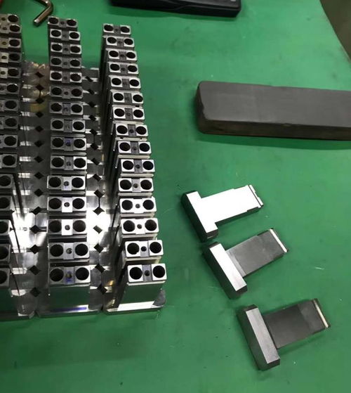 精密模具與五金沖壓件定制——鑫和盛模具設(shè)計(jì)制造廠的專業(yè)優(yōu)勢